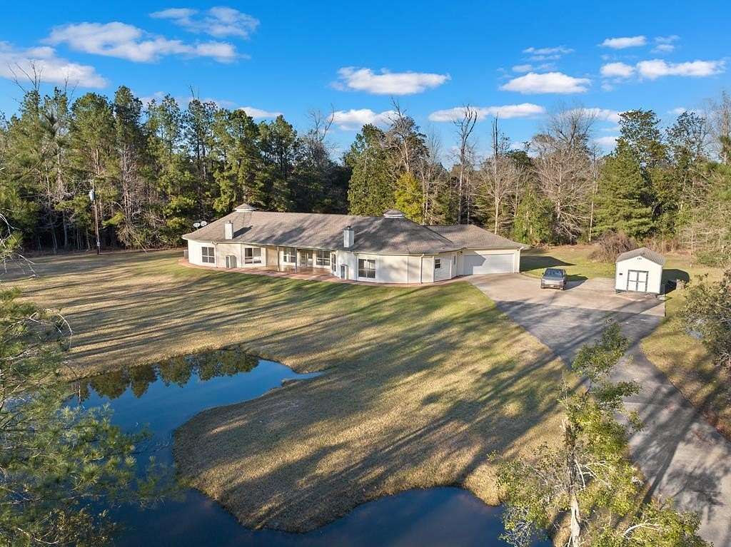 7.38 Acres of Land with Home for Sale in Newton, Texas