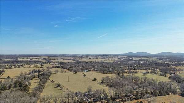 28.8 Acres of Land for Sale in Harrison, Arkansas