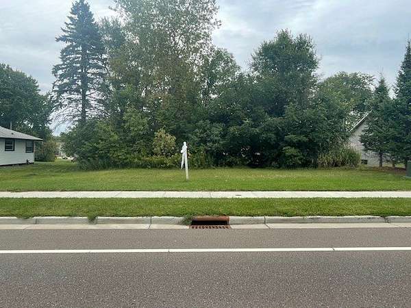 0.3 Acres of Land for Sale in Eau Claire, Wisconsin