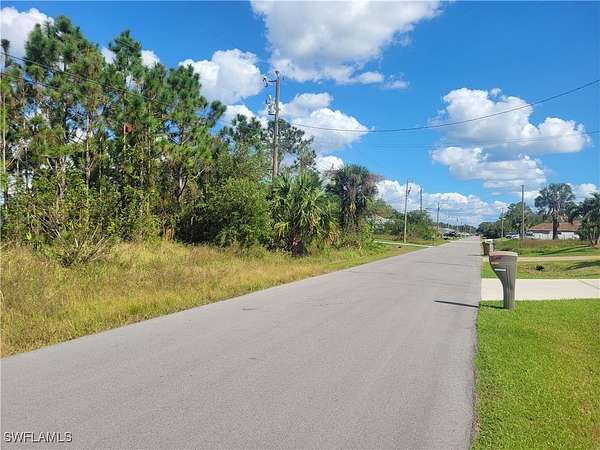 0.25 Acres of Residential Land for Sale in Lehigh Acres, Florida