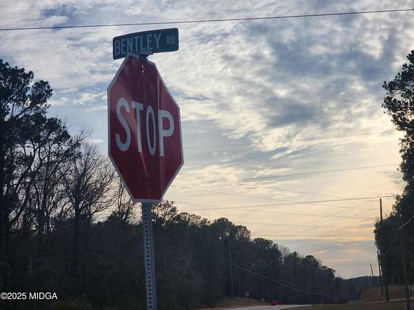 1.86 Acres of Residential Land for Sale in Knoxville, Georgia