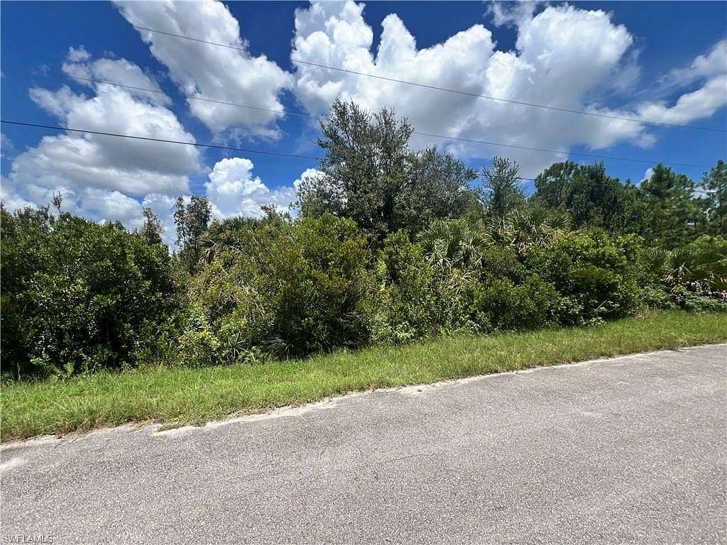0.25 Acres of Residential Land for Sale in Lehigh Acres, Florida
