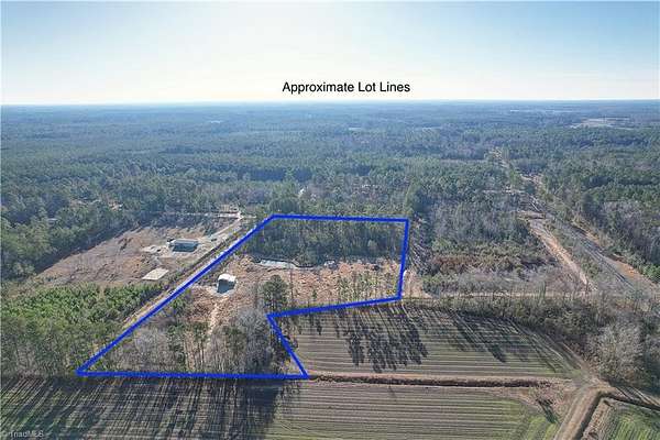 4.32 Acres of Mixed-Use Land for Sale in Tabor City, North Carolina