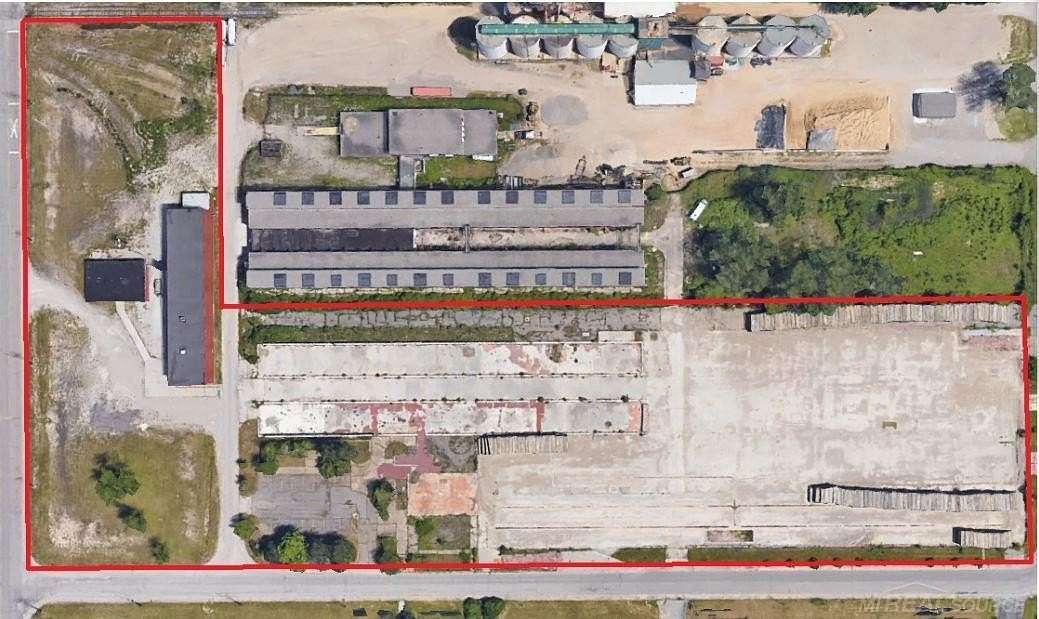 8 Acres of Improved Commercial Land for Sale in Marysville, Michigan