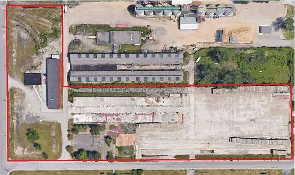 8 Acres of Improved Commercial Land for Sale in Marysville, Michigan
