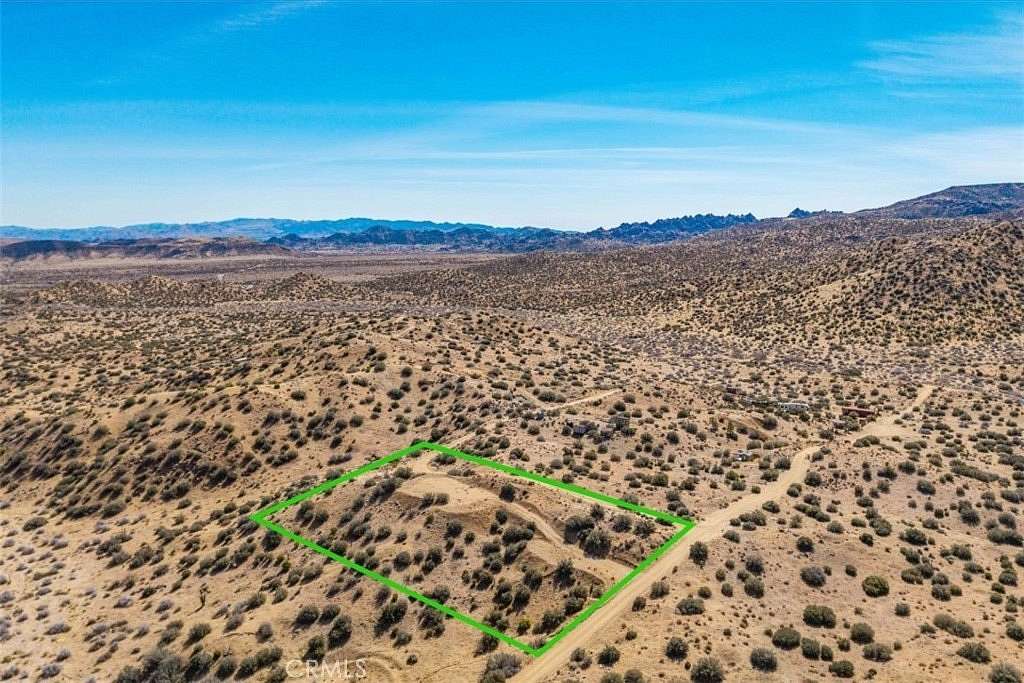 1.24 Acres of Land for Sale in Pioneertown, California
