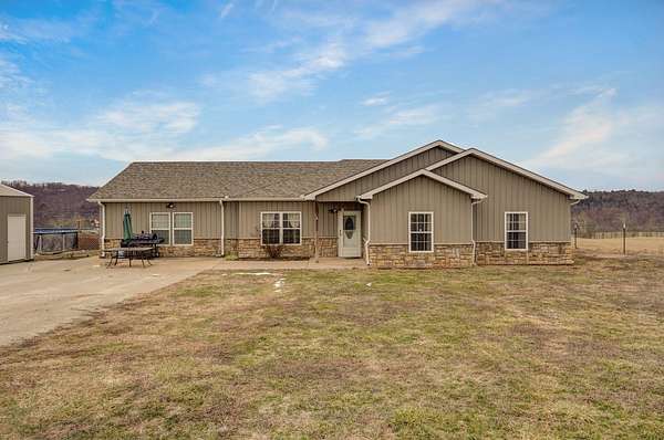 5 Acres of Land with Home for Sale in Galena, Missouri