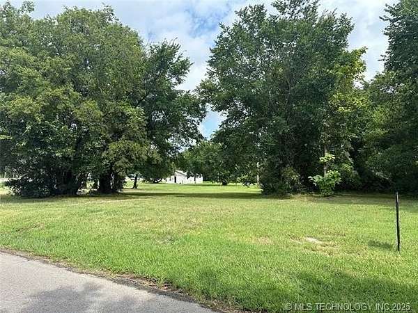 0.36 Acres of Residential Land for Sale in Okmulgee, Oklahoma