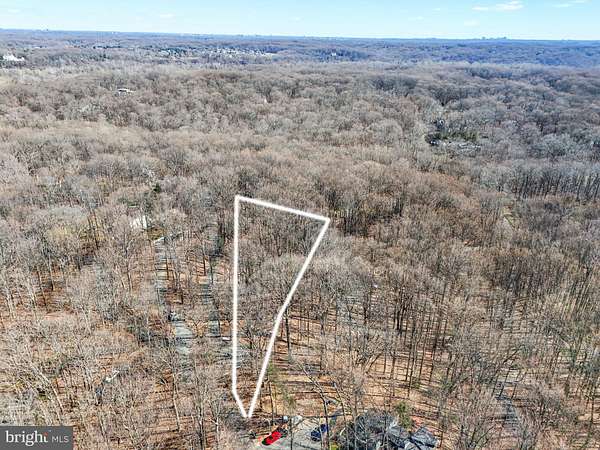 2.1 Acres of Residential Land for Sale in Great Falls, Virginia