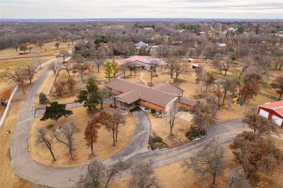 25.2 Acres of Land with Home for Sale in Edmond, Oklahoma