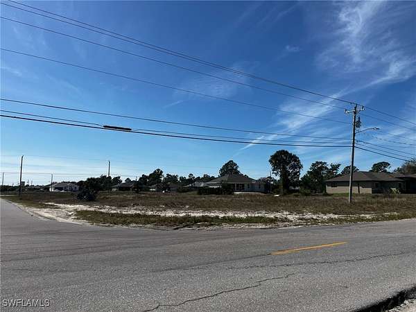 0.25 Acres of Land for Sale in Lehigh Acres, Florida