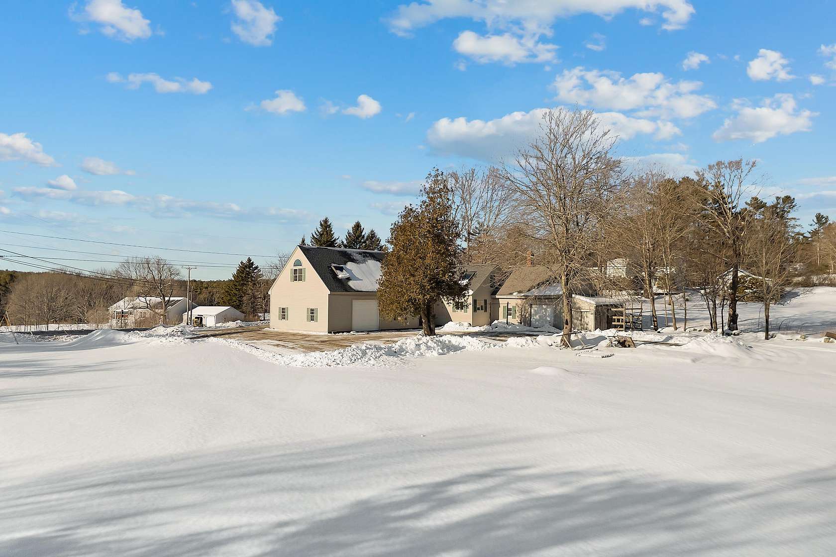 2.46 Acres of Residential Land with Home for Sale in Wiscasset, Maine