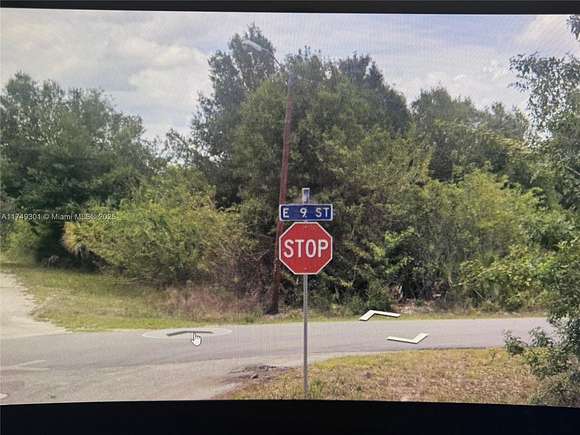 0.25 Acres of Residential Land for Sale in Lehigh Acres, Florida