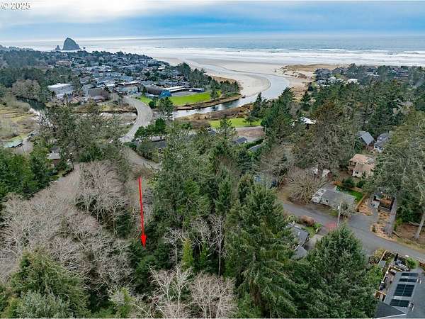 0.22 Acres of Residential Land for Sale in Cannon Beach, Oregon