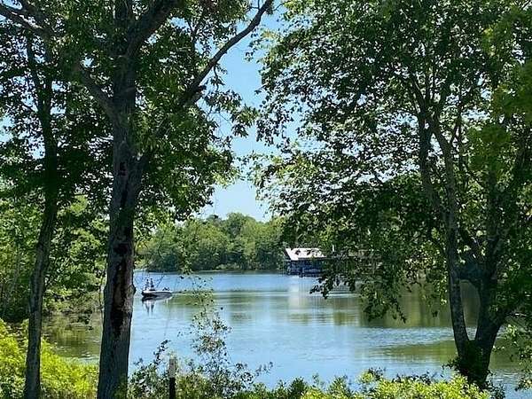 5.83 Acres of Residential Land for Sale in Athens, Texas