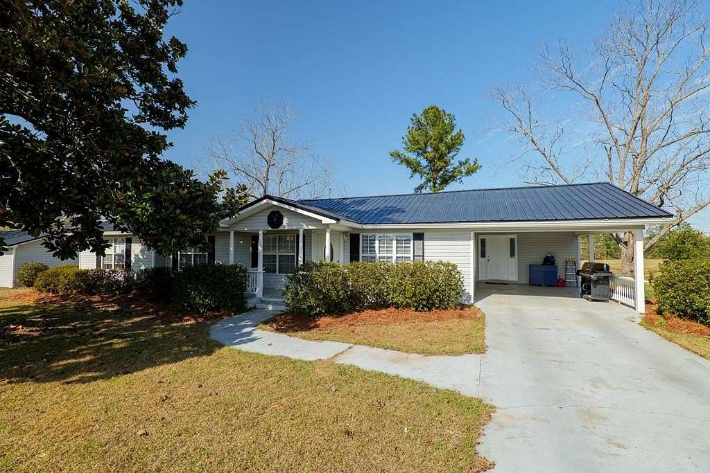 2.32 Acres of Residential Land with Home for Sale in Adel, Georgia