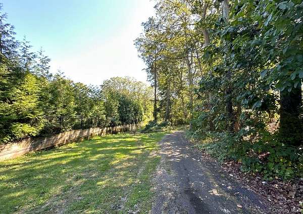 1.2 Acres of Land for Sale in Woodbury, New York