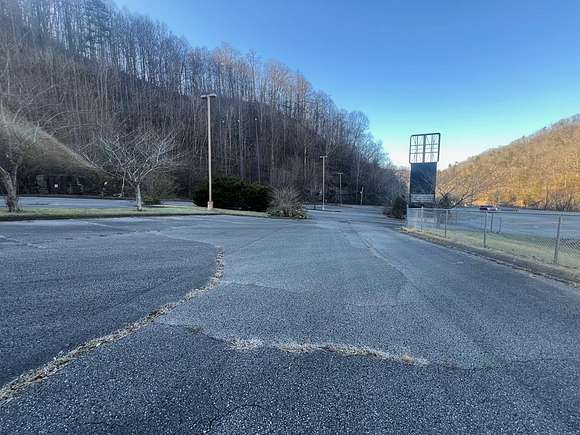 7 Acres of Commercial Land for Sale in Prestonsburg, Kentucky