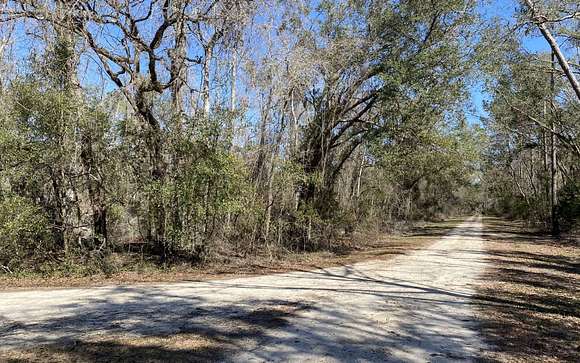 4 Acres of Residential Land for Sale in Live Oak, Florida