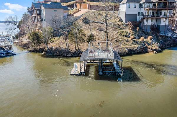 0.5 Acres of Land for Sale in Savannah, Tennessee