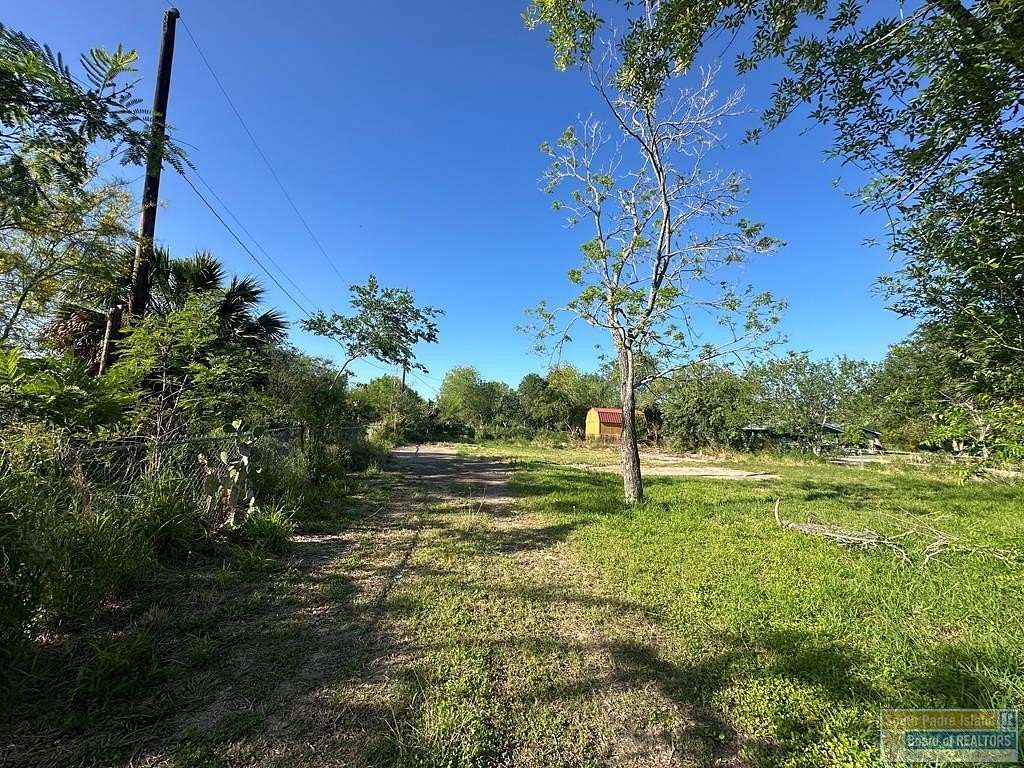 0.23 Acres of Mixed-Use Land for Sale in Los Fresnos, Texas
