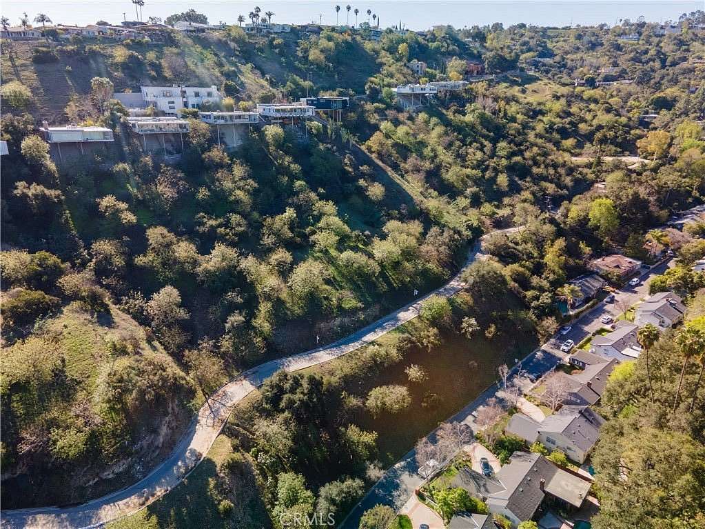 0.25 Acres of Residential Land for Sale in Sherman Oaks, California