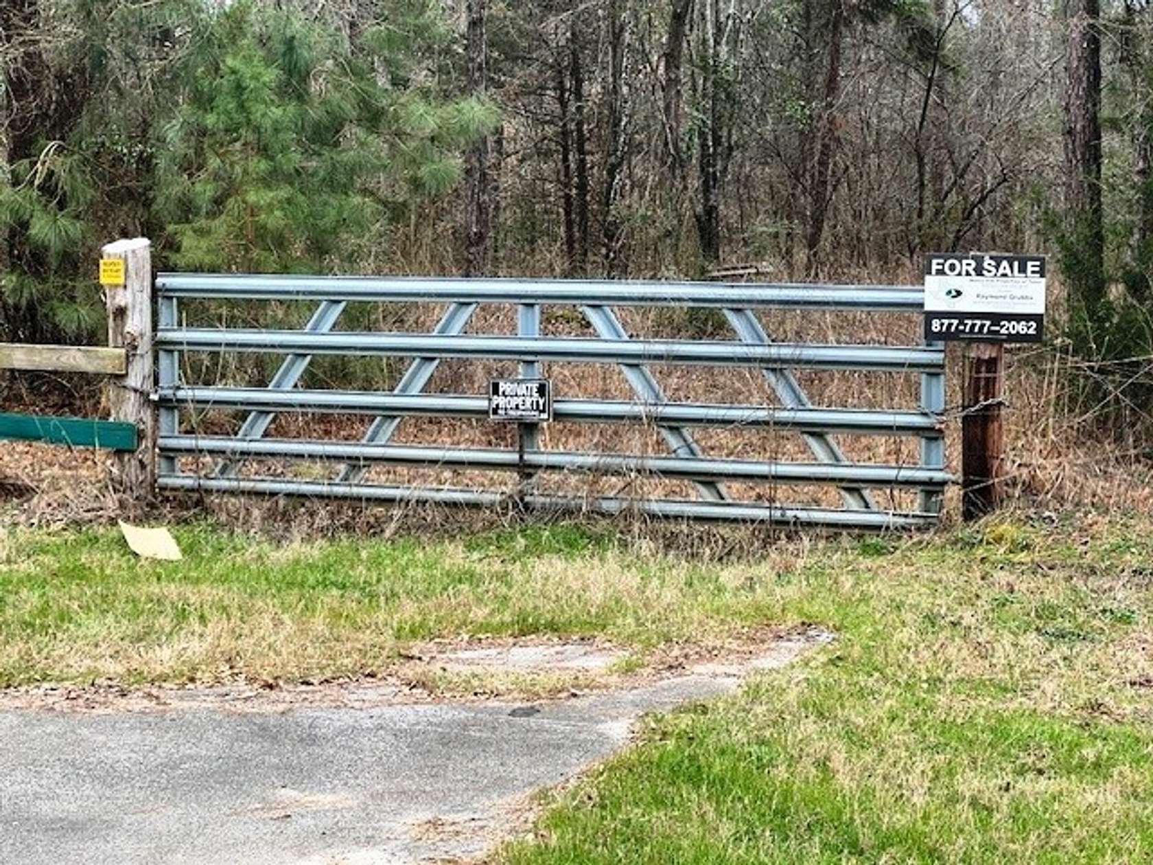 109 Acres of Recreational Land for Sale in Jacksonville, Texas