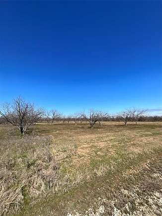 2.65 Acres of Residential Land for Sale in Corsicana, Texas