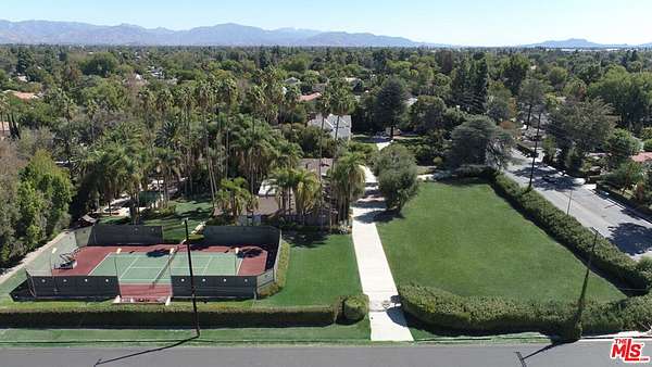 2.34 Acres of Residential Land for Sale in Sherwood Forest, California