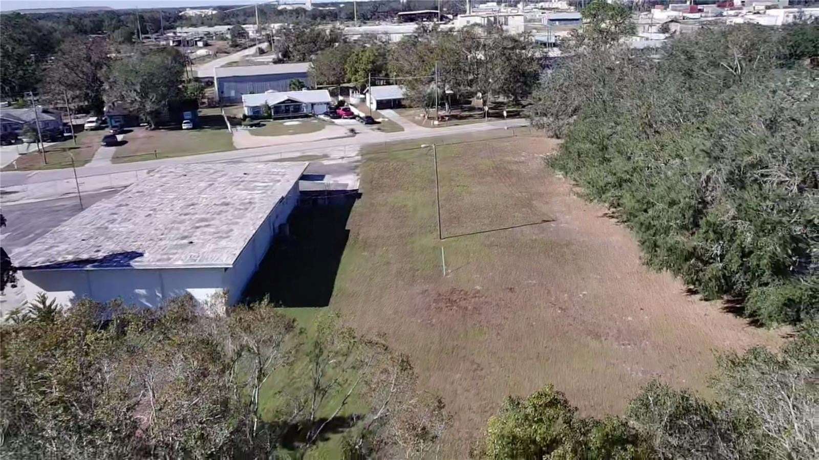 0.79 Acres of Residential Land for Sale in Mulberry, Florida