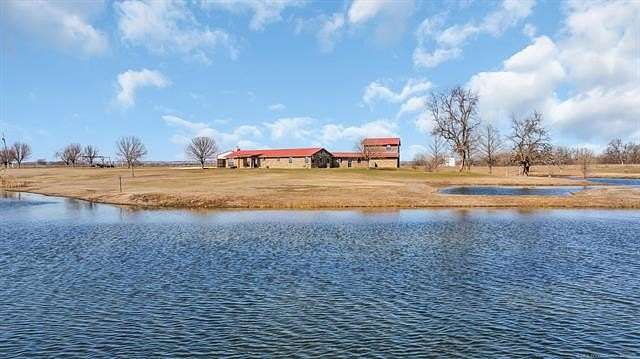 5 Acres of Residential Land with Home for Sale in Springer, Oklahoma