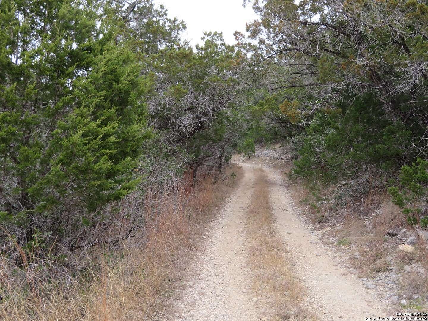 1 Acre of Residential Land for Sale in Lakehills, Texas