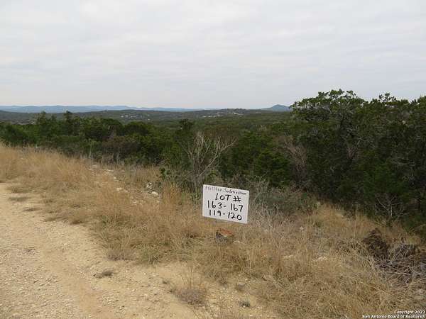 1.32 Acres of Residential Land for Sale in Lakehills, Texas