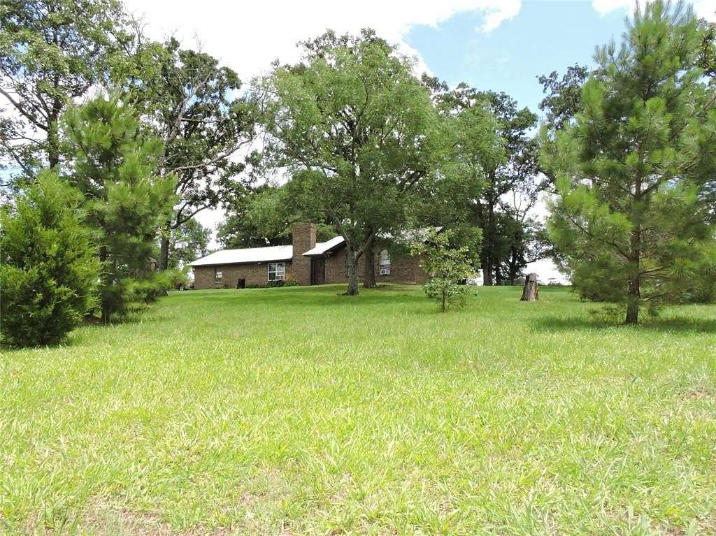 67.6 Acres of Agricultural Land with Home for Sale in Mabank, Texas