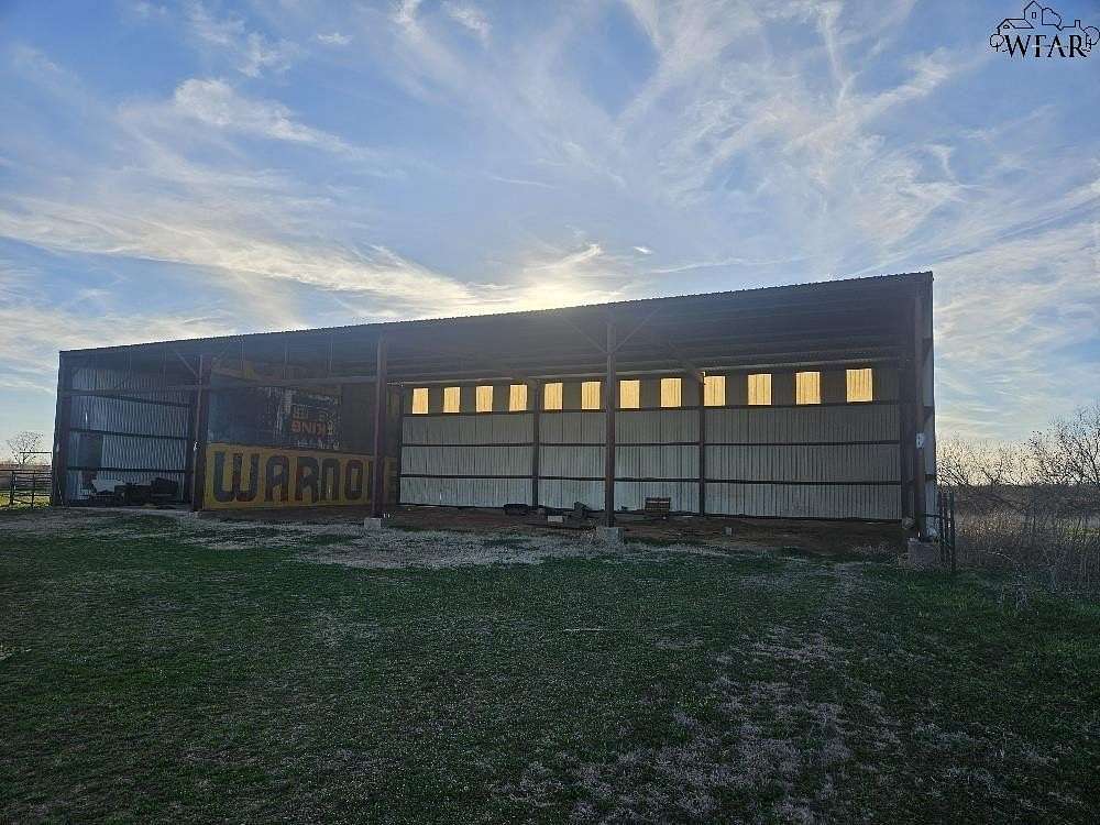 56.8 Acres of Land for Sale in Iowa Park, Texas