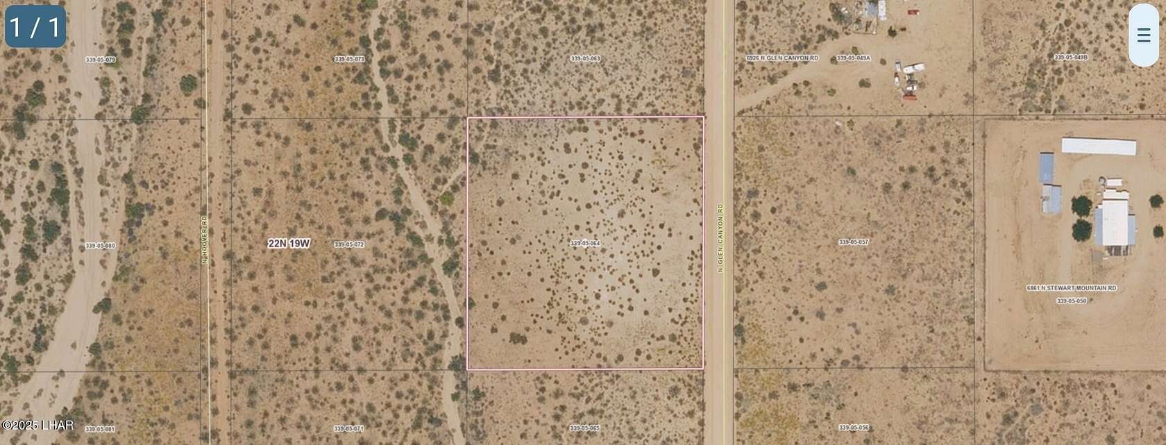 2.45 Acres of Land for Sale in Golden Valley, Arizona
