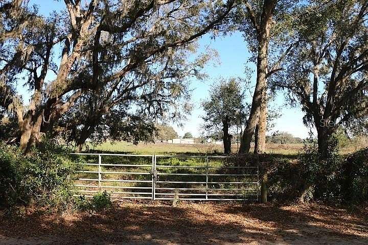 5 Acres of Commercial Land for Sale in Bushnell, Florida