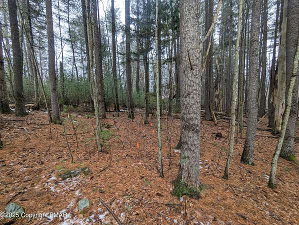 1.37 Acres of Residential Land for Sale in East Stroudsburg, Pennsylvania