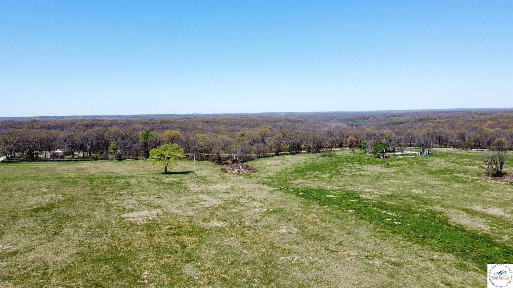 60 Acres of Agricultural Land for Sale in Edwards, Missouri