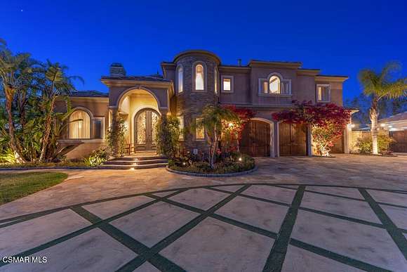 3.89 Acres of Residential Land with Home for Sale in Simi Valley, California