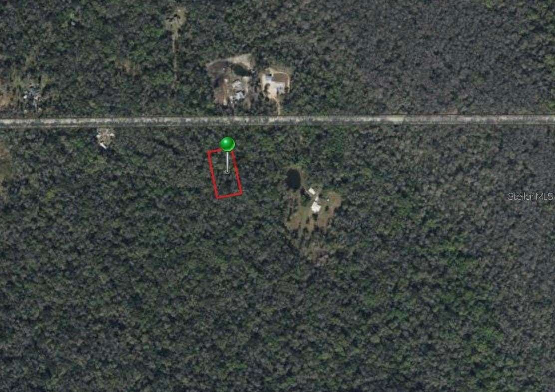1.25 Acres of Land for Sale in Oak Hill, Florida