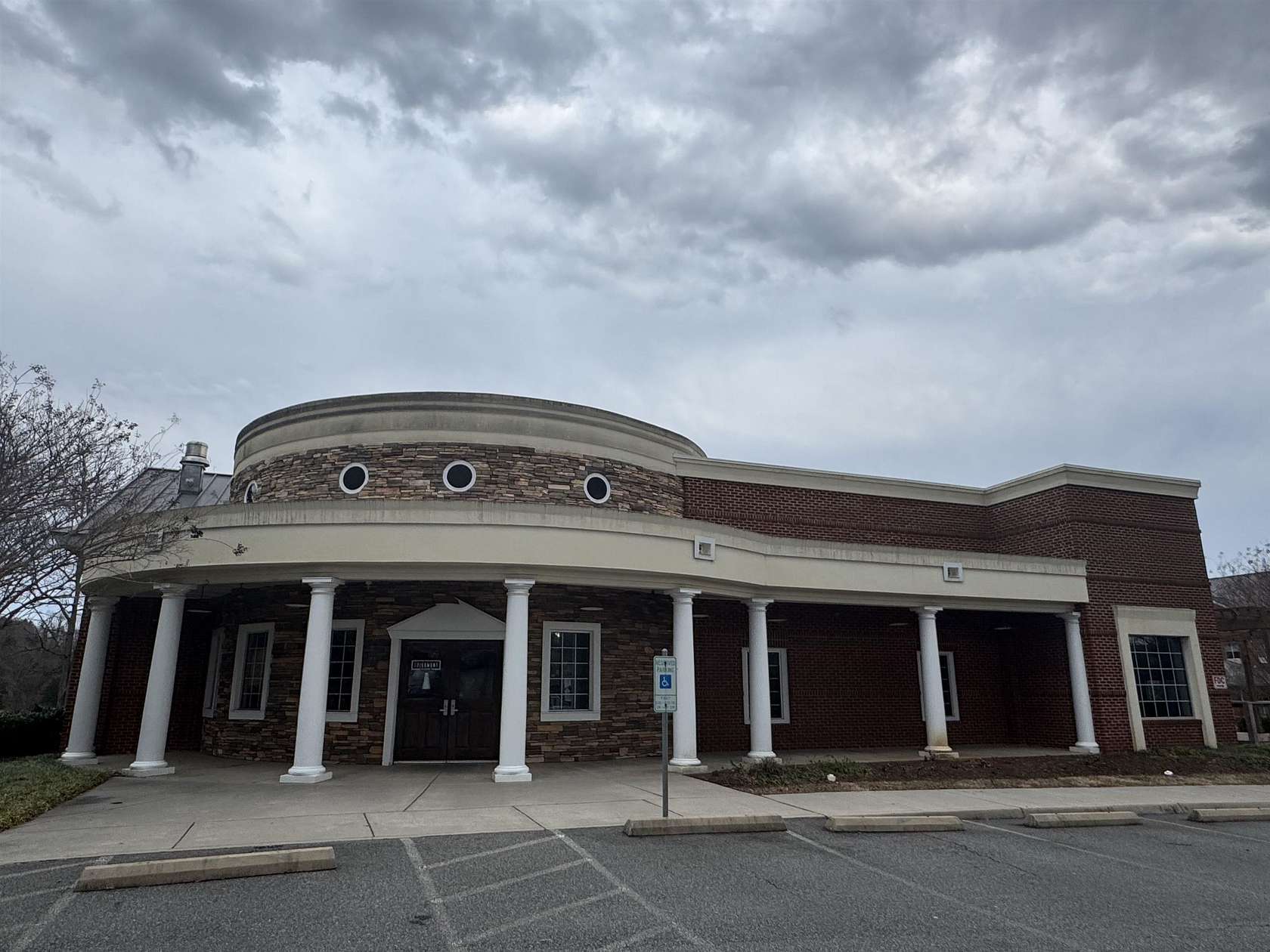 2 Acres of Improved Commercial Land for Sale in Charlottesville, Virginia