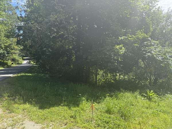 1 Acre of Residential Land for Sale in Belfast, Maine