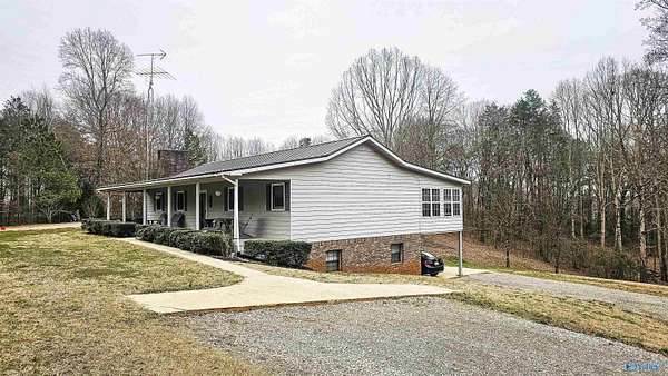 20.5 Acres of Land with Home for Sale in Town Creek, Alabama