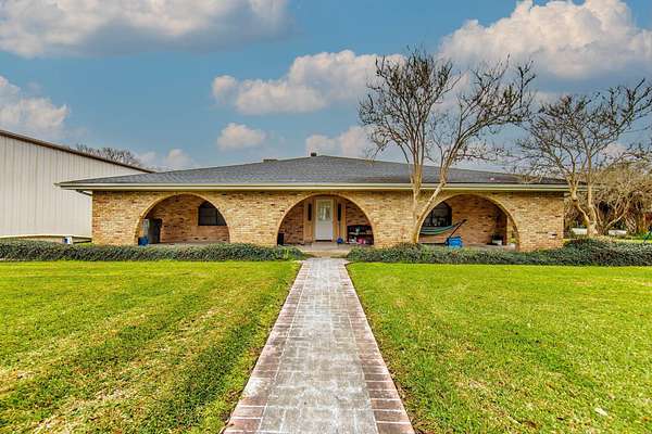 24 Acres of Improved Land for Sale in Raceland, Louisiana