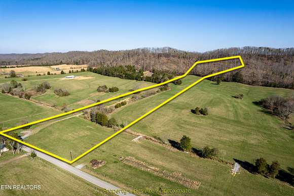 17.6 Acres of Land for Sale in Philadelphia, Tennessee