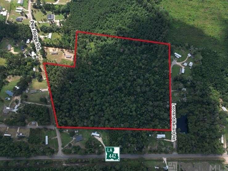 3.4 Acres of Residential Land for Sale in Albany, Louisiana
