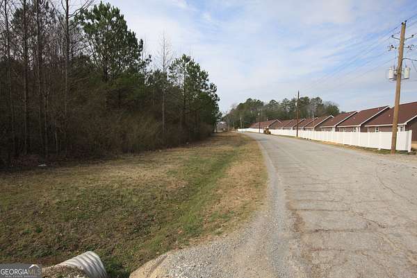 9 Acres of Residential Land for Sale in Centre, Alabama