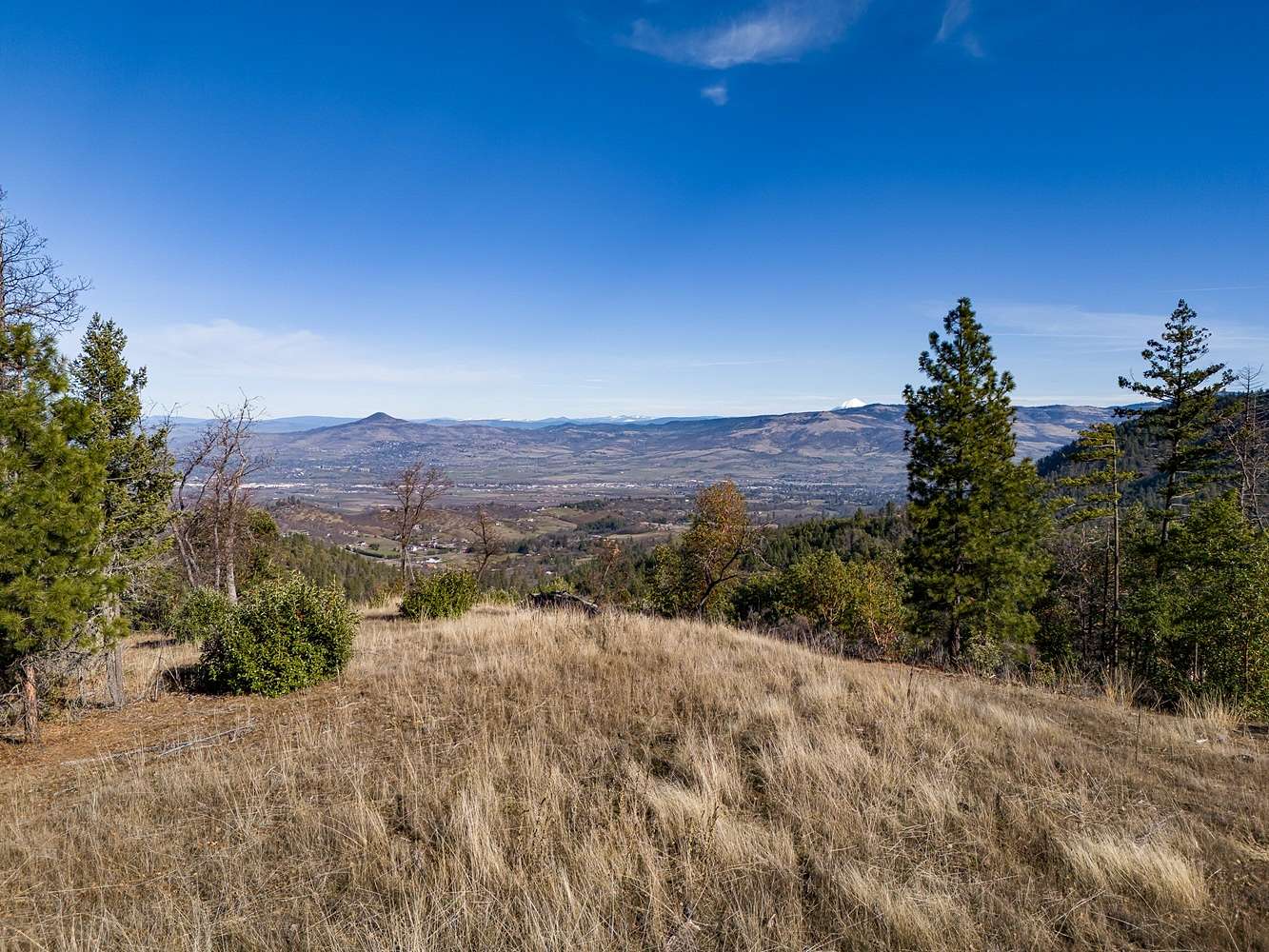 160 Acres of Recreational Land for Sale in Medford, Oregon