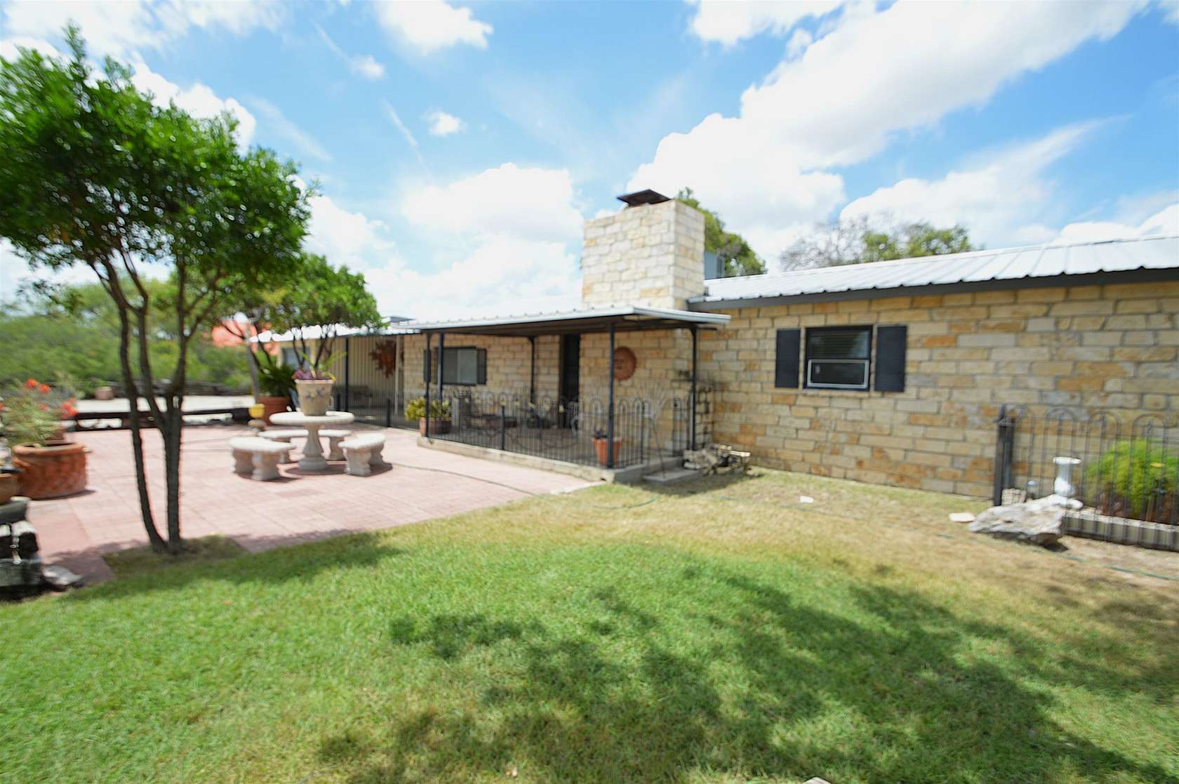 2.63 Acres of Residential Land with Home for Sale in Del Rio, Texas